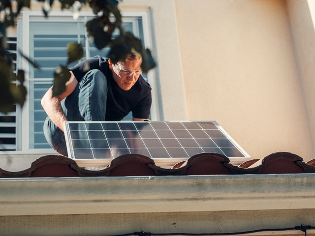 Instalare Panouri Fotovoltaice